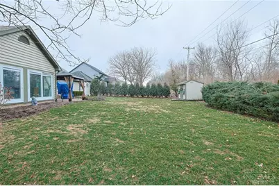 735 Chaucer, Tipp City, OH 45371 - Photo 32