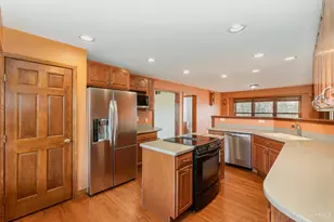 3518 Island Trail Dr, Williamsburg, OH 45176 - Photo 8