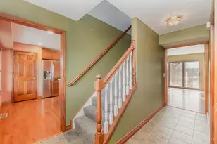 3518 Island Trail Dr, Williamsburg, OH 45176 - Photo 4