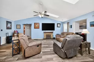 410 Waterstone Ct, Trenton, OH 45067 - Photo 8