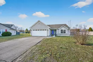 410 Waterstone Ct, Trenton, OH 45067 - Photo 2