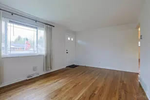 3875 Woodsong Dr, Cincinnati, OH 45251 - Photo 4