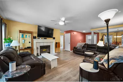 9568 Semaphore Court, West Chester, OH 45069 - Photo 4