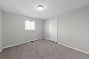 1854 Windmill Way, Springfield Township, OH 45240 - Photo 6