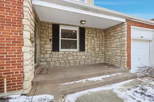 5452 Karen Ave, Green Township, OH 45248 - Photo 4