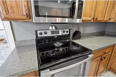 5452 Karen Avenue, Cincinnati, OH 45248 - Photo 14