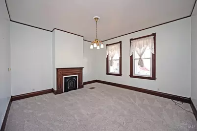 215 Walnut Street, Elmwood Place, OH 45216 - Photo 12