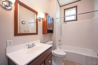 215 Walnut Street, Elmwood Place, OH 45216 - Photo 16