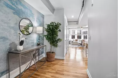 1415 Vine Street #305, Cincinnati, OH 45202 - Photo 4