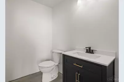 4477 Thirty Fourth Avenue #11, Cincinnati, OH 45209 - Photo 8