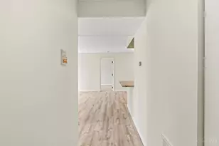 9319 Winton Rd, Springfield Township, OH 45231 - Photo 6