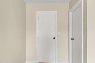 9319 Winton Rd, Springfield Township, OH 45231 - Photo 20