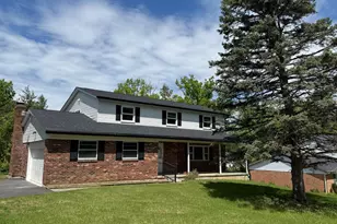 10219 Winstead Ln, Springfield Township, OH 45231 - Photo 2