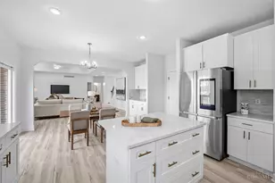 5715 Hawthorne Reserves Dr, Liberty Township, OH 45044 - Photo 16