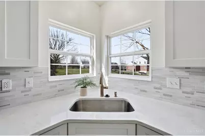 5715 Hawthorne Reserves Drive, Liberty Township, OH 45044 - Photo 20