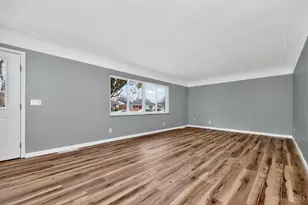 778 Danbury Rd, Forest Park, OH 45240 - Photo 6