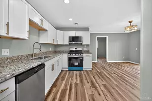 778 Danbury Rd, Forest Park, OH 45240 - Photo 8