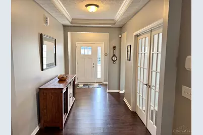 2854 Alysheba Court, Hamilton Township, OH 45152 - Photo 2