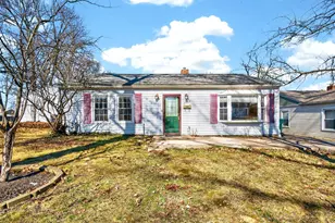 6542 Rainbow Ln, Cincinnati, OH 45230 - Photo 1