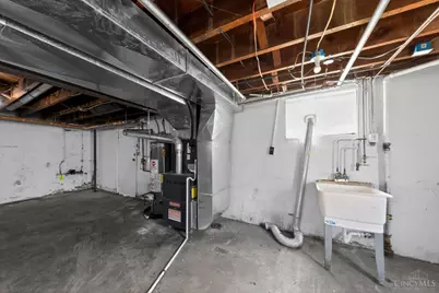 6621 Winton Road, Springfield Township, OH 45224 - Photo 24