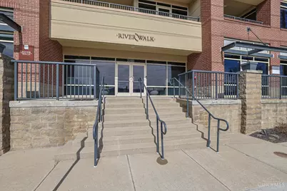 2260 Riverside Drive #402, Cincinnati, OH 45202 - Photo 4