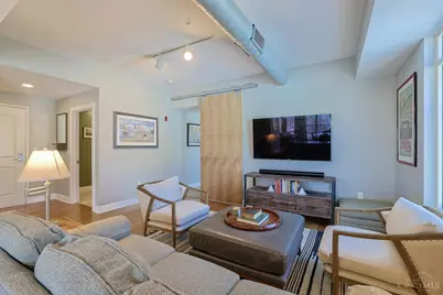 2260 Riverside Drive #402, Cincinnati, OH 45202 - Photo 8