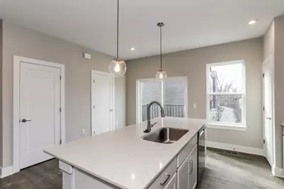 2611 May Street, Cincinnati, OH 45206 - Photo 6