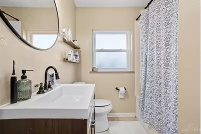 5301 Leon Ct, Green Township, OH 45238 - Photo 14