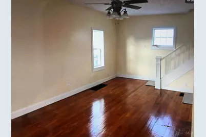 882 E Main Street, Logan, OH 43138 - Photo 2