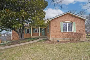 2140 Trailwood Dr, Cincinnati, OH 45230 - Photo 4