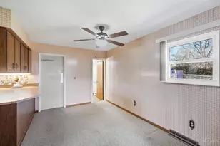 571 Libbejo Dr, Delhi Township, OH 45233 - Photo 8