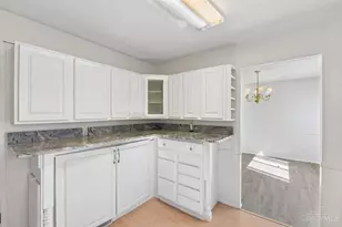 1128 Oldwick Dr, Reading, OH 45215 - Photo 10