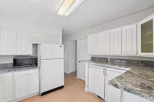 1128 Oldwick Dr, Reading, OH 45215 - Photo 12