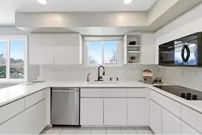 9528 Croton Drive, Montgomery, OH 45242 - Photo 8