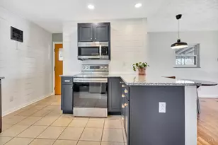 8175 Sunburst Dr, West Chester, OH 45241 - Photo 4