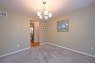 1090 Ridgepointe Dr, Union Township, OH 45103 - Photo 12
