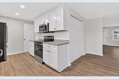 694 Park Avenue, Springdale, OH 45246 - Photo 16