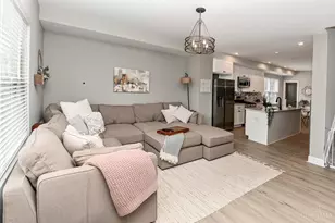 6328 Desmond St, Cincinnati, OH 45227 - Photo 6