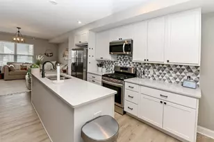 6328 Desmond St, Cincinnati, OH 45227 - Photo 14