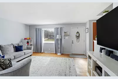 10514 Thornview Drive, Sharonville, OH 45241 - Photo 4