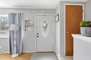 10514 Thornview Dr, Sharonville, OH 45241 - Photo 2