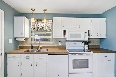 10514 Thornview Drive, Sharonville, OH 45241 - Photo 12