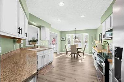 1065 Dunstan Court, Hamilton Township, OH 45152 - Photo 12