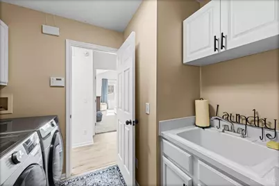 1065 Dunstan Court, Hamilton Township, OH 45152 - Photo 24