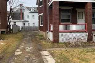 4005 Ivanhoe Ave, Cincinnati, OH 45212 - Photo 2