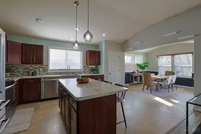 1919 Washburn Street, Cincinnati, OH 45223 - Photo 14