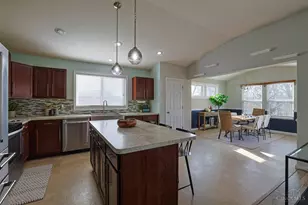 1919 Washburn St, Cincinnati, OH 45223 - Photo 14