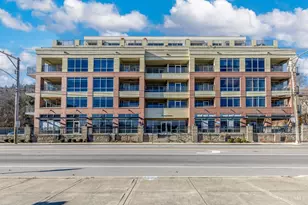 2260 Riverside Dr, Cincinnati, OH 45202 - Photo 1