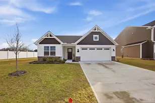 1206 Timber Gln Dr, Wilmington, OH 45177 - Photo 1