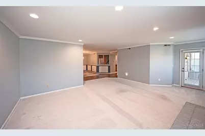 6321 Eagles Lake Drive #19, Cincinnati, OH 45248 - Photo 12
